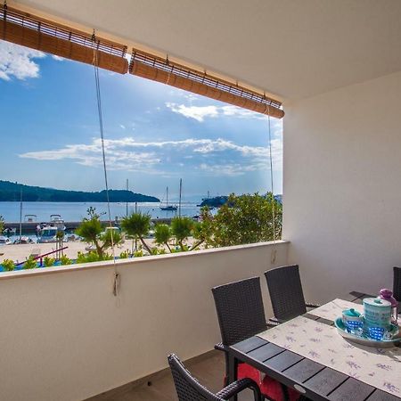 Apartment Sara - Cres Kültér fotó