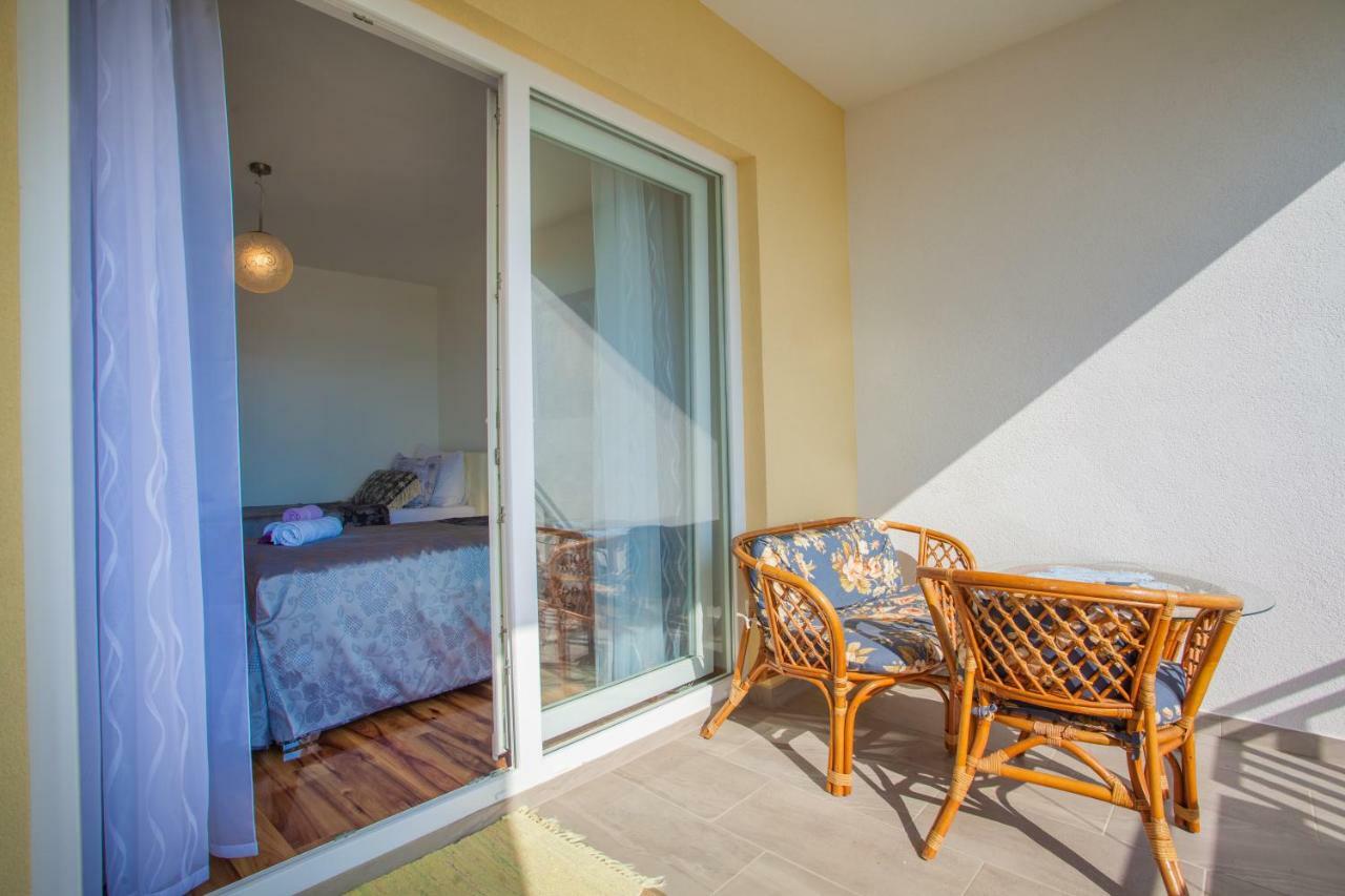 Apartment Sara - Cres Kültér fotó