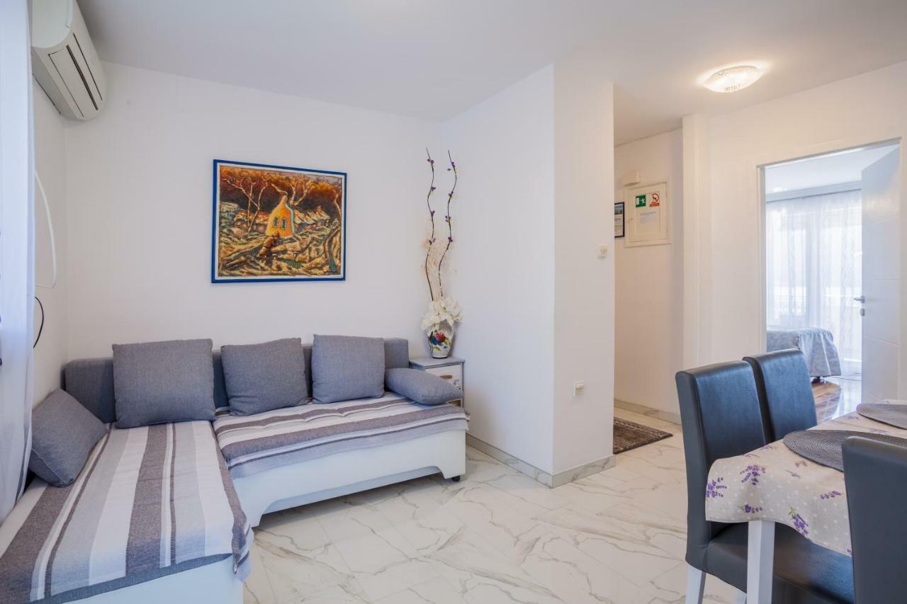 Apartment Sara - Cres Kültér fotó